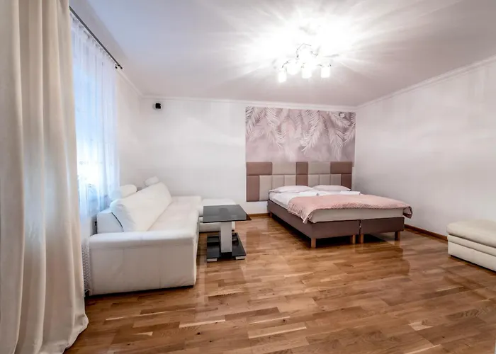 Апартаменты Europa *